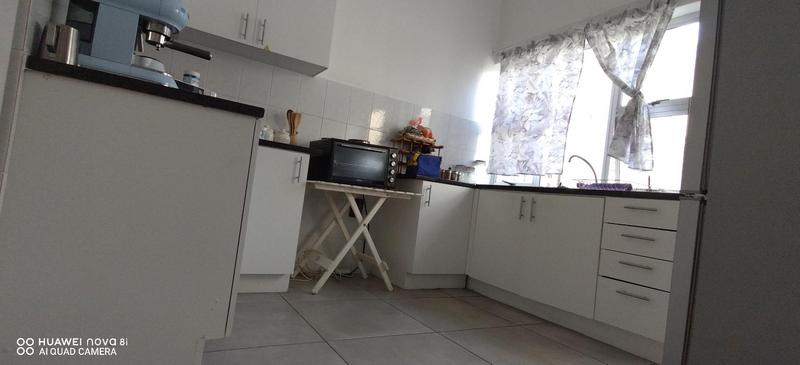 To Let 2 Bedroom Property for Rent in Muizenberg Western Cape